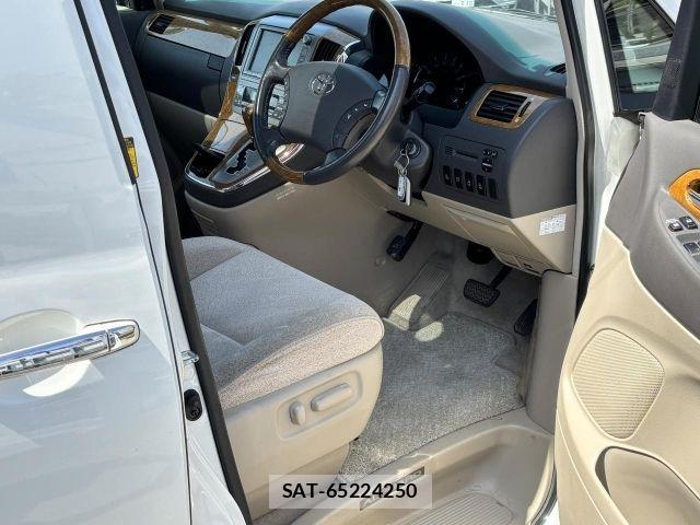 Toyota ALPHARD 2005-05 6987342-3