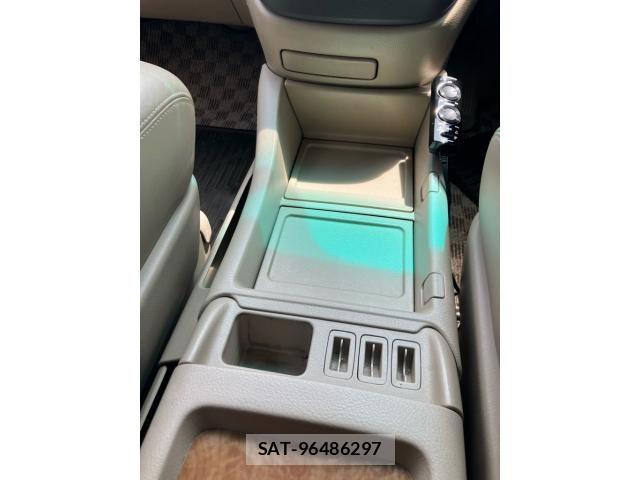 Toyota ALPHARD 2007-06 7960391-17