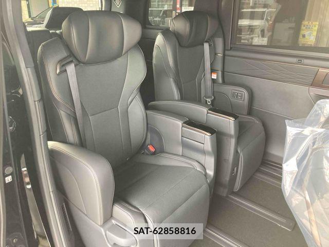 Toyota ALPHARD HYBRID 2024-12 528273-19