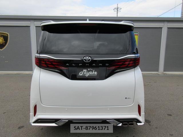 Toyota ALPHARD HYBRID 2026-01 4037841-11