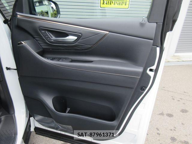 Toyota ALPHARD HYBRID 2026-01 4037841-22