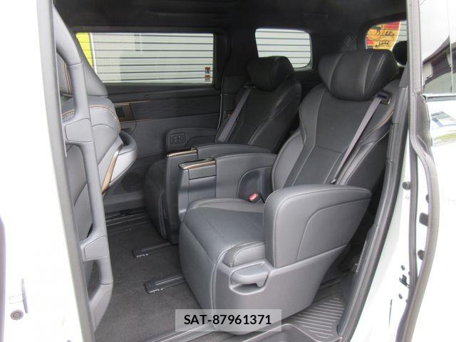 Toyota ALPHARD HYBRID 2026-01 4037841-26