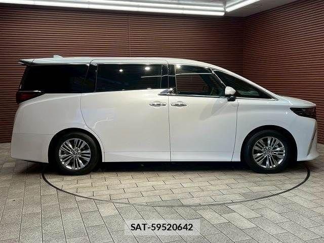 Toyota ALPHARD HYBRID 2026-01 4419539-17