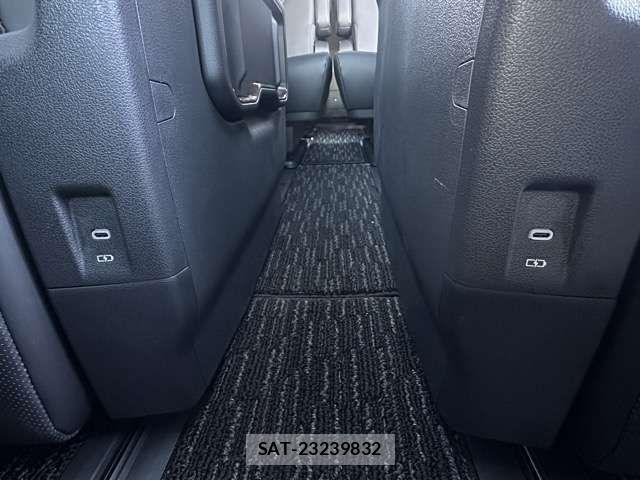 Toyota ALPHARD HYBRID 2025-07 5859792-18
