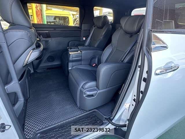 Toyota ALPHARD HYBRID 2025-07 5859792-5