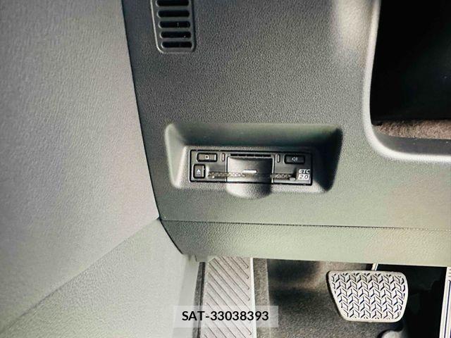 Toyota ALPHARD HYBRID 2026-03 6008525-26