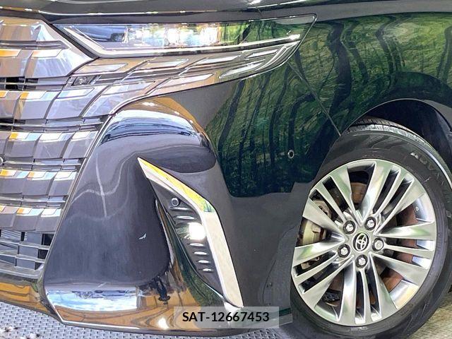Toyota ALPHARD HYBRID 2023-08 6610340-12