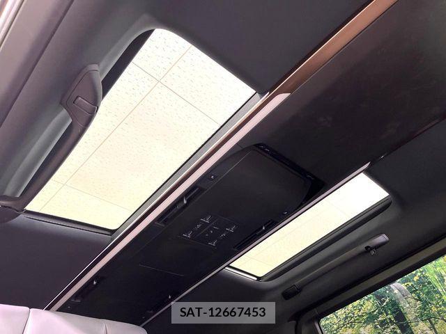 Toyota ALPHARD HYBRID 2023-08 6610340-4