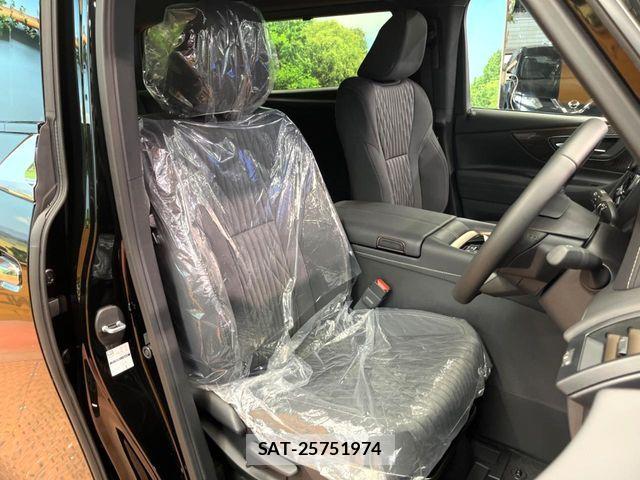 Toyota ALPHARD HYBRID 2026-03 6610338-9