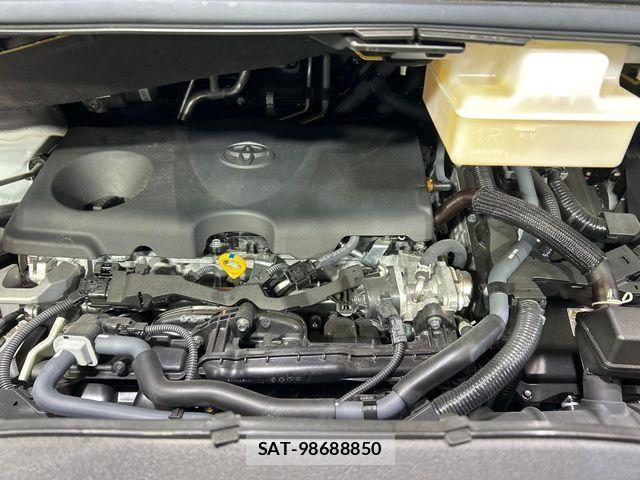 Toyota ALPHARD HYBRID 2024-07 6750772-18