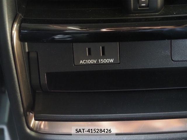 Toyota ALPHARD HYBRID 2023-08 6750775-14