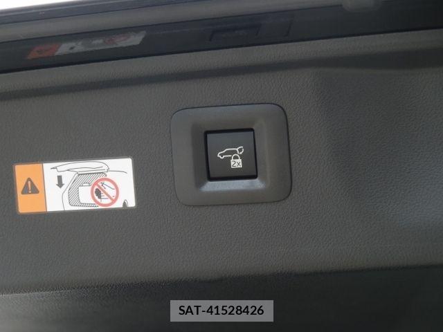 Toyota ALPHARD HYBRID 2023-08 6750775-16
