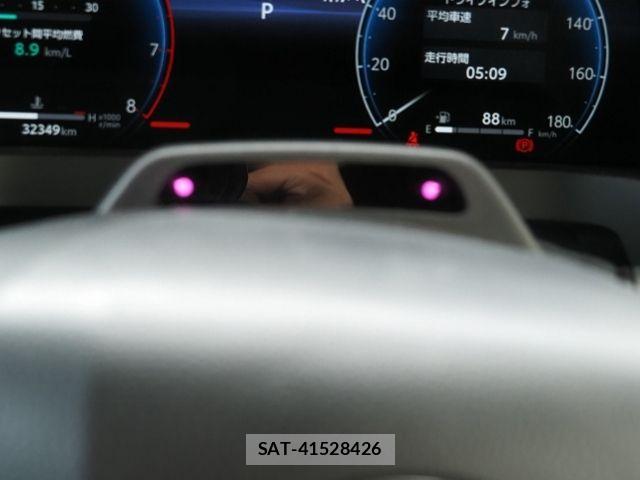 Toyota ALPHARD HYBRID 2023-08 6750775-24