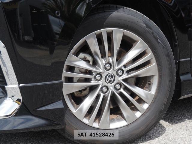 Toyota ALPHARD HYBRID 2023-08 6750775-7