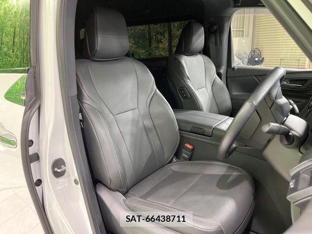 Toyota ALPHARD HYBRID 2023-12 6813543-9