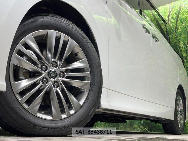 Toyota ALPHARD HYBRID 2023-12 6813543-13