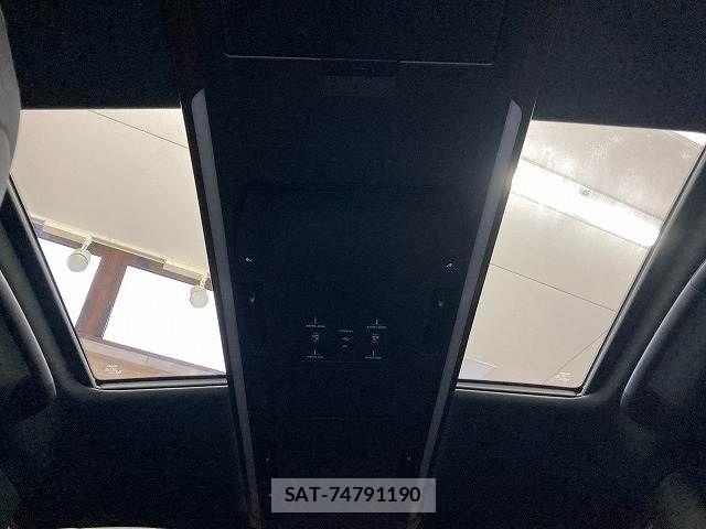 Toyota ALPHARD HYBRID 2023-10 6813542-6