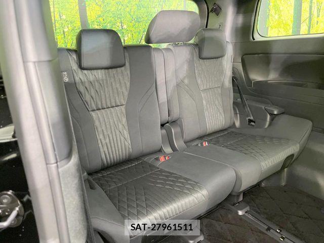 Toyota ALPHARD HYBRID 2026-04 6813544-9