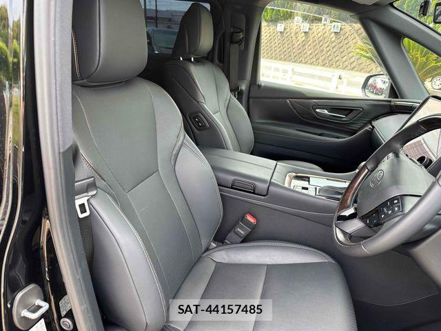 Toyota ALPHARD HYBRID 2023-08 6901641-12