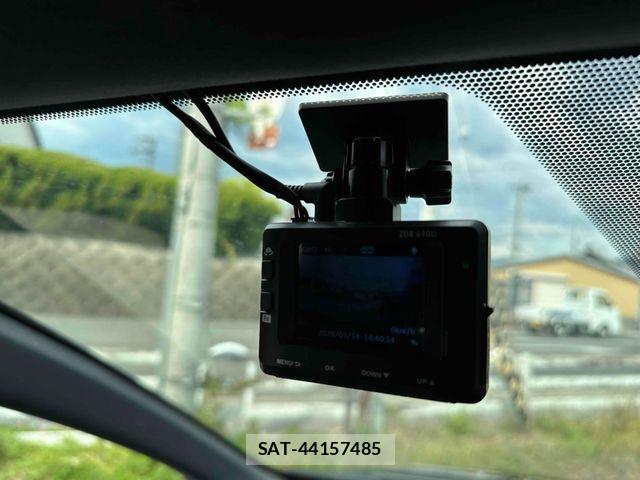 Toyota ALPHARD HYBRID 2023-08 6901641-21