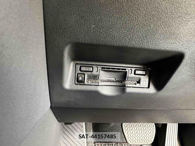 Toyota ALPHARD HYBRID 2023-08 6901641-27