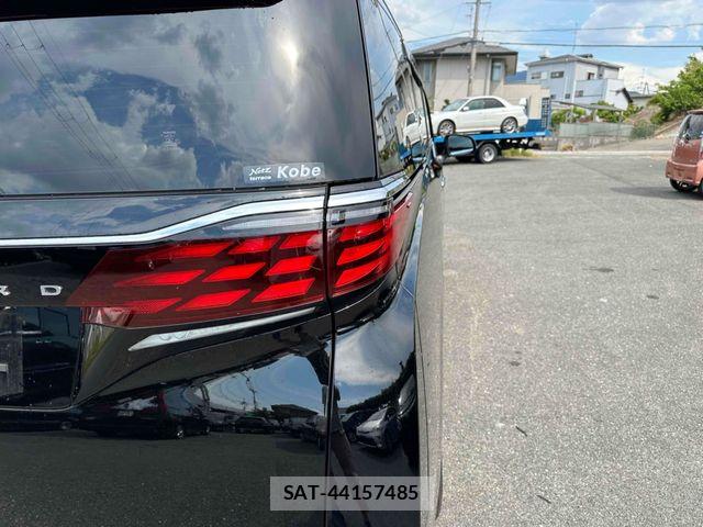 Toyota ALPHARD HYBRID 2023-08 6901641-6
