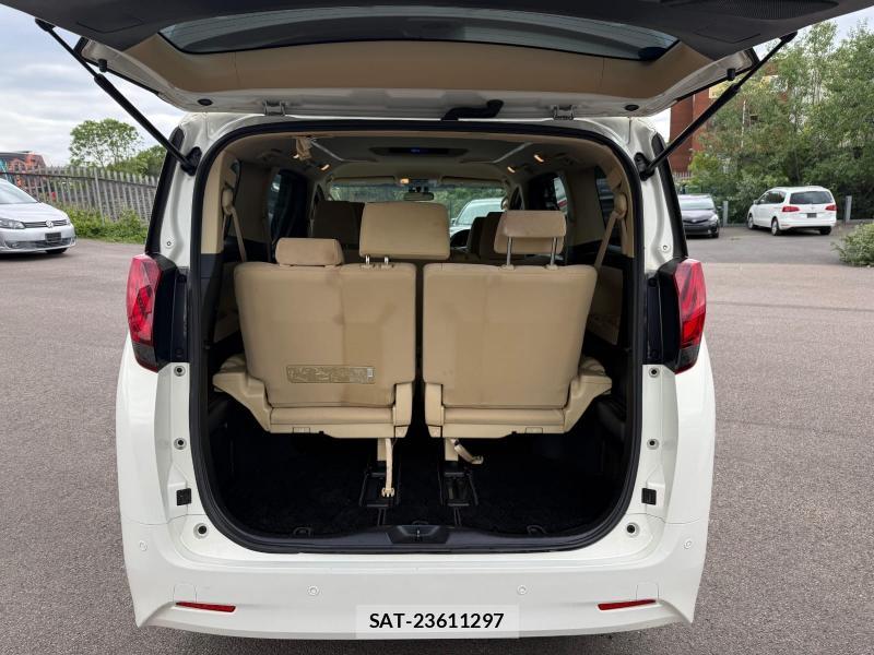 Toyota ALPHARD HYBRID 2016-10 1307146-26