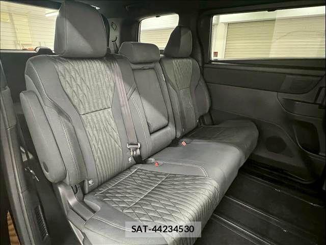 Toyota ALPHARD HYBRID 2026-03 6987475-9