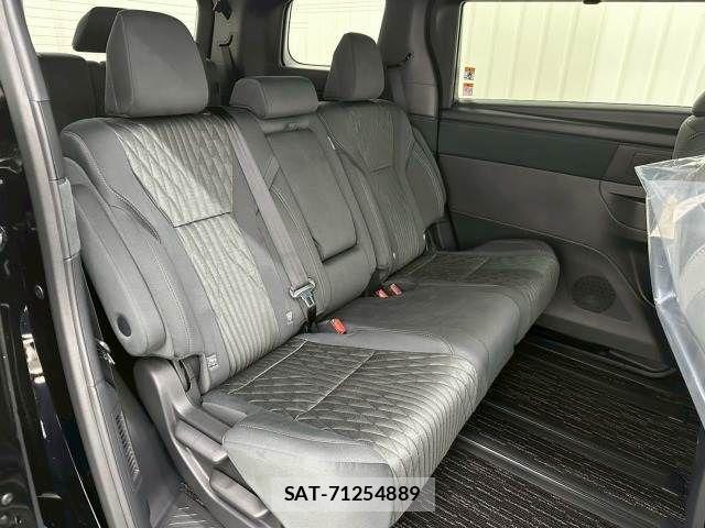 Toyota ALPHARD HYBRID 2026-03 6987468-9