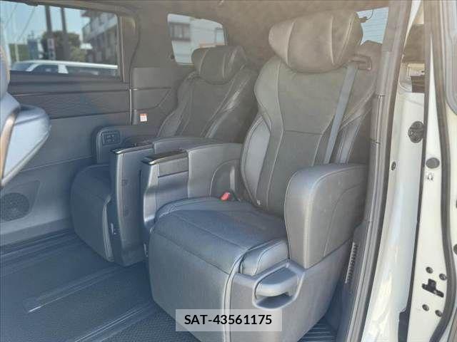 Toyota ALPHARD HYBRID 2023-08 6987499-17