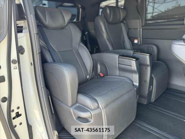 Toyota ALPHARD HYBRID 2023-08 6987499-18