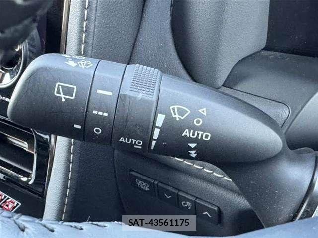 Toyota ALPHARD HYBRID 2023-08 6987499-28