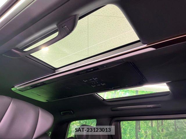 Toyota ALPHARD HYBRID 2026-04 7057330-2