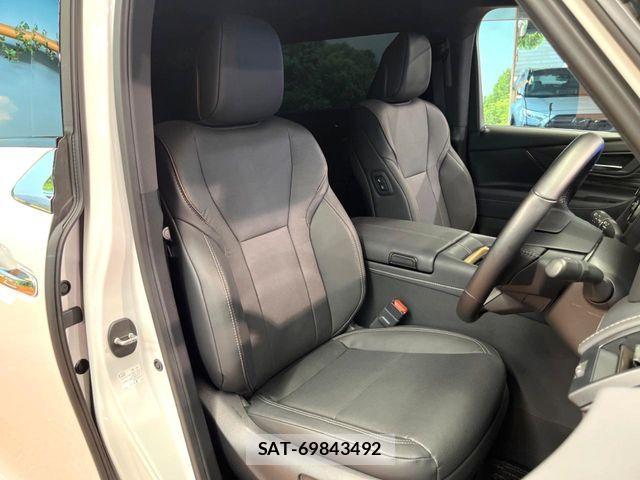 Toyota ALPHARD HYBRID 2024-10 7057323-10