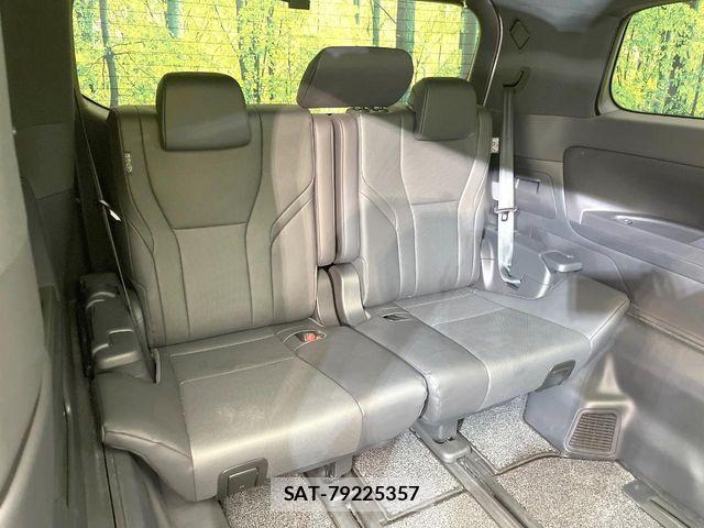 Toyota ALPHARD HYBRID 2024-08 7057328-9