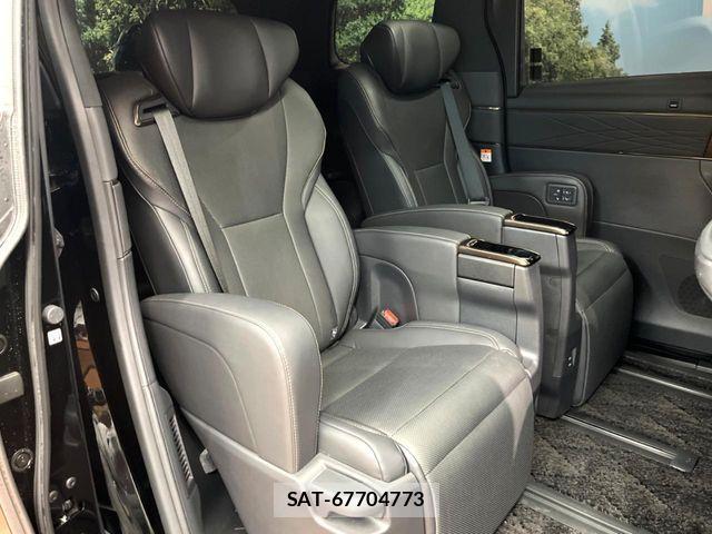 Toyota ALPHARD HYBRID 2023-11 7214379-10
