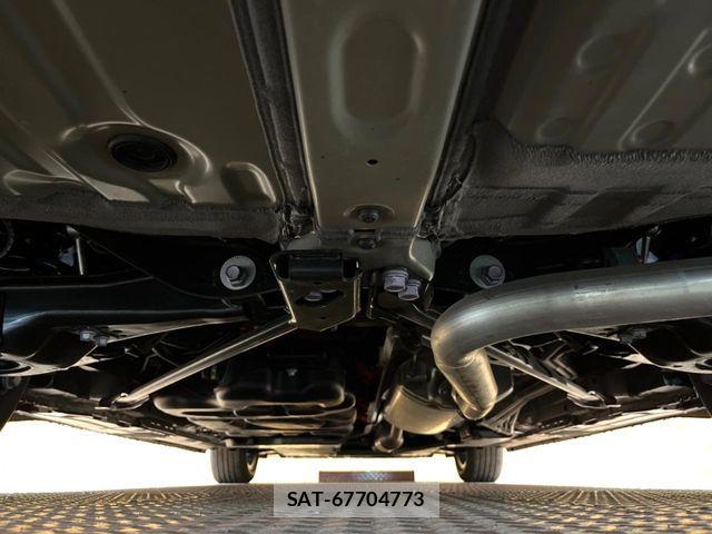 Toyota ALPHARD HYBRID 2023-11 7214379-18