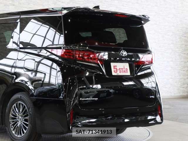 Toyota ALPHARD HYBRID 2023-08 7214375-18