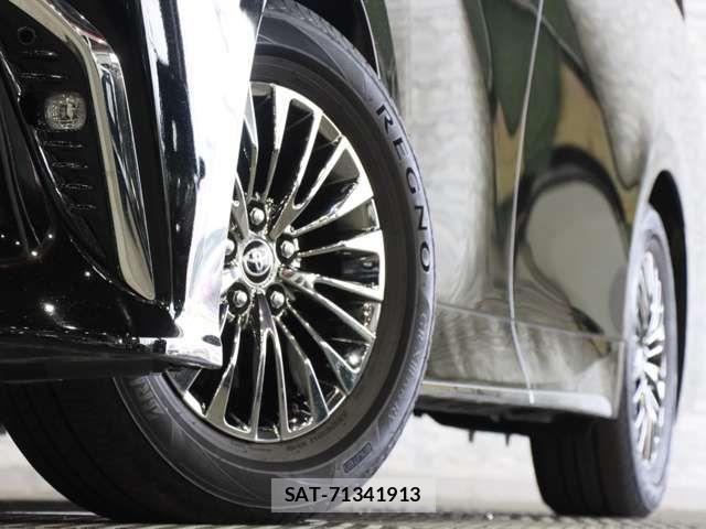 Toyota ALPHARD HYBRID 2023-08 7214375-19