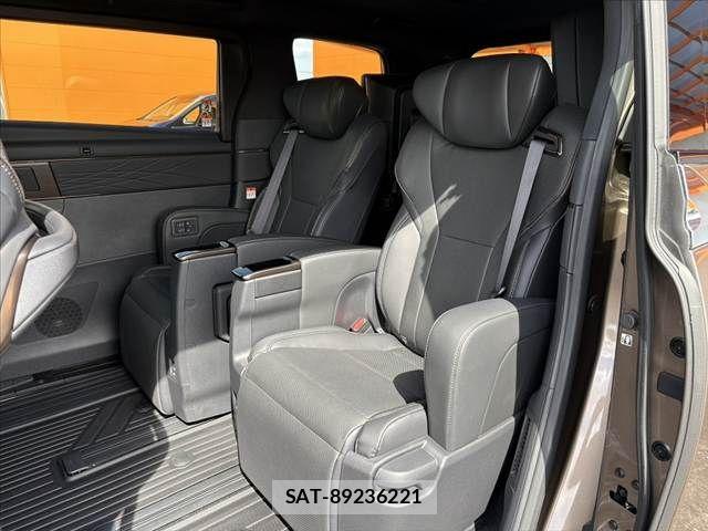 Toyota ALPHARD HYBRID 2024-10 7214388-19
