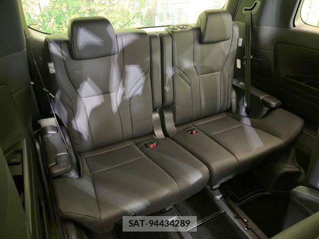 Toyota ALPHARD HYBRID 2024-08 7249746-9