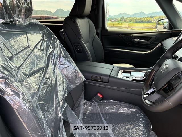 Toyota ALPHARD HYBRID 2026-05 7249742-7