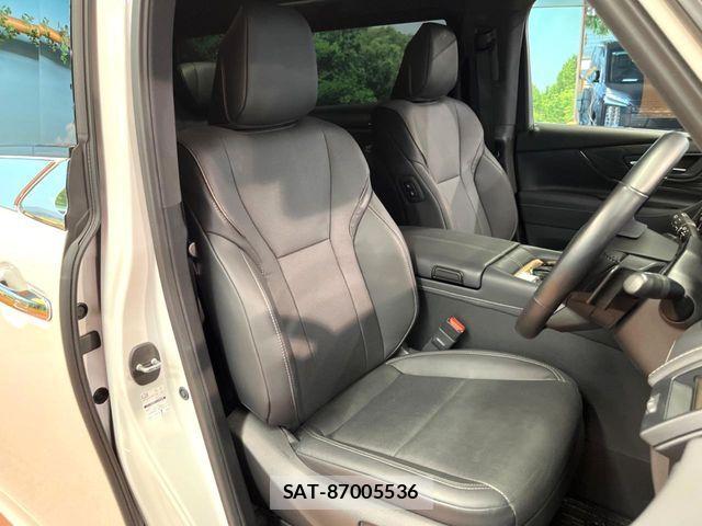 Toyota ALPHARD HYBRID 2023-10 7271456-9