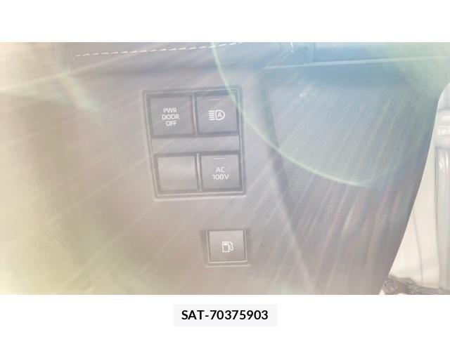 Toyota ALPHARD HYBRID 2023-10 7271310-15