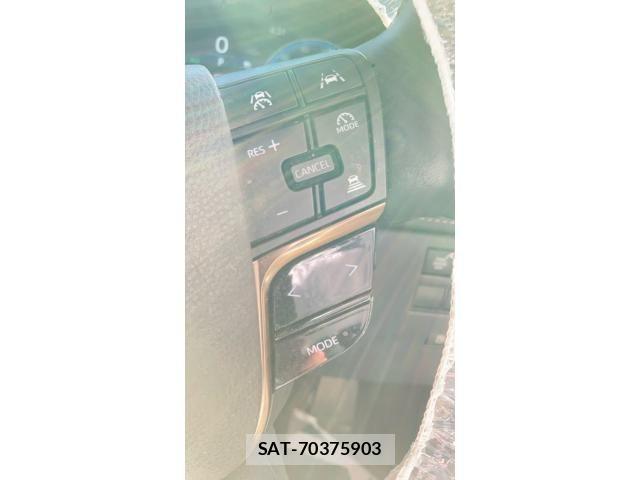 Toyota ALPHARD HYBRID 2023-10 7271310-16