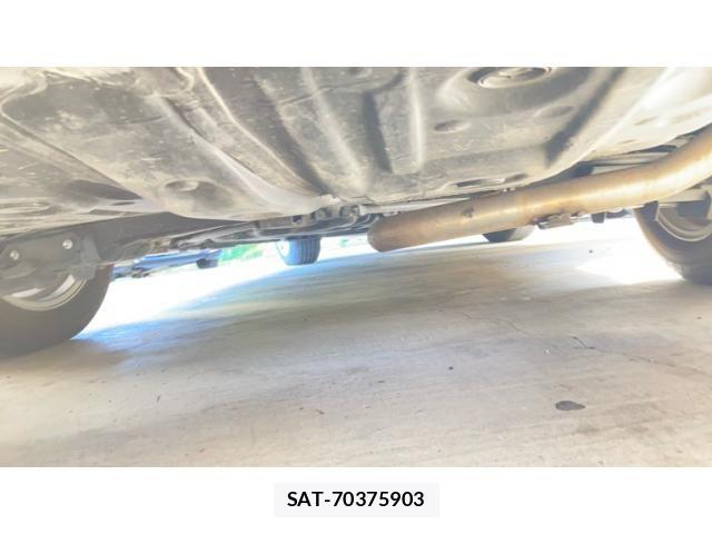 Toyota ALPHARD HYBRID 2023-10 7271310-26