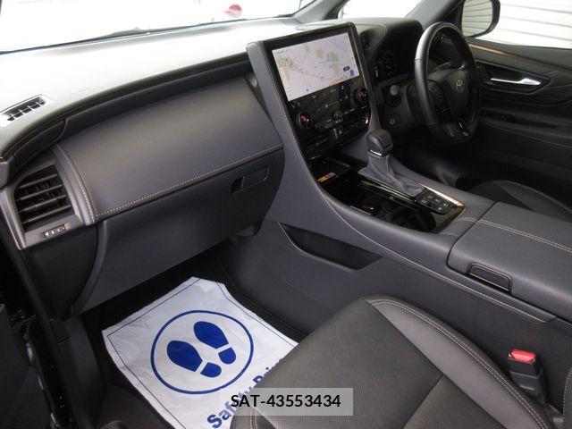 Toyota ALPHARD HYBRID 2024-08 7325465-12