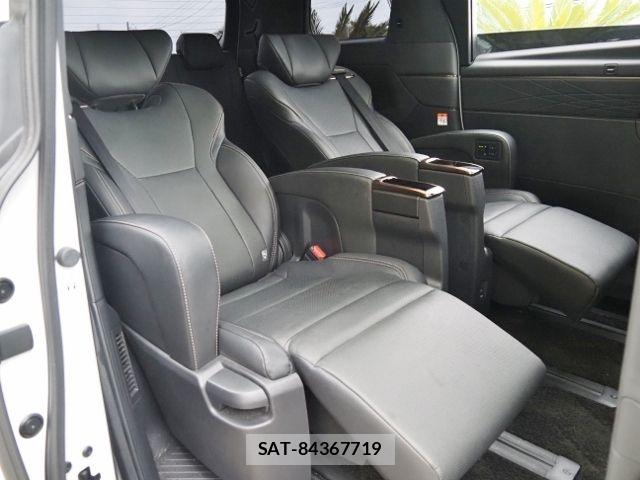 Toyota ALPHARD HYBRID 2024-10 7325470-14
