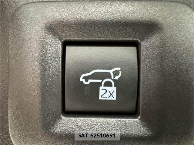 Toyota ALPHARD HYBRID 2023-07 7356706-12