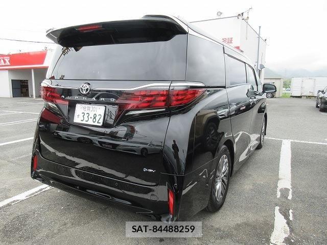 Toyota ALPHARD HYBRID 2026-05 7356700-2